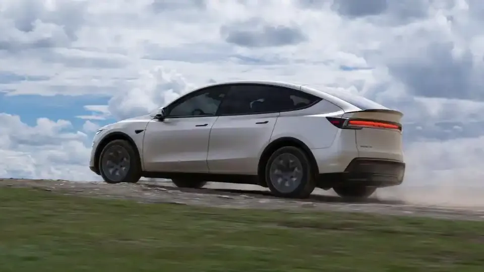 Tesla China reportedly accumulated 120,000 pre-orders since Model Y L launch