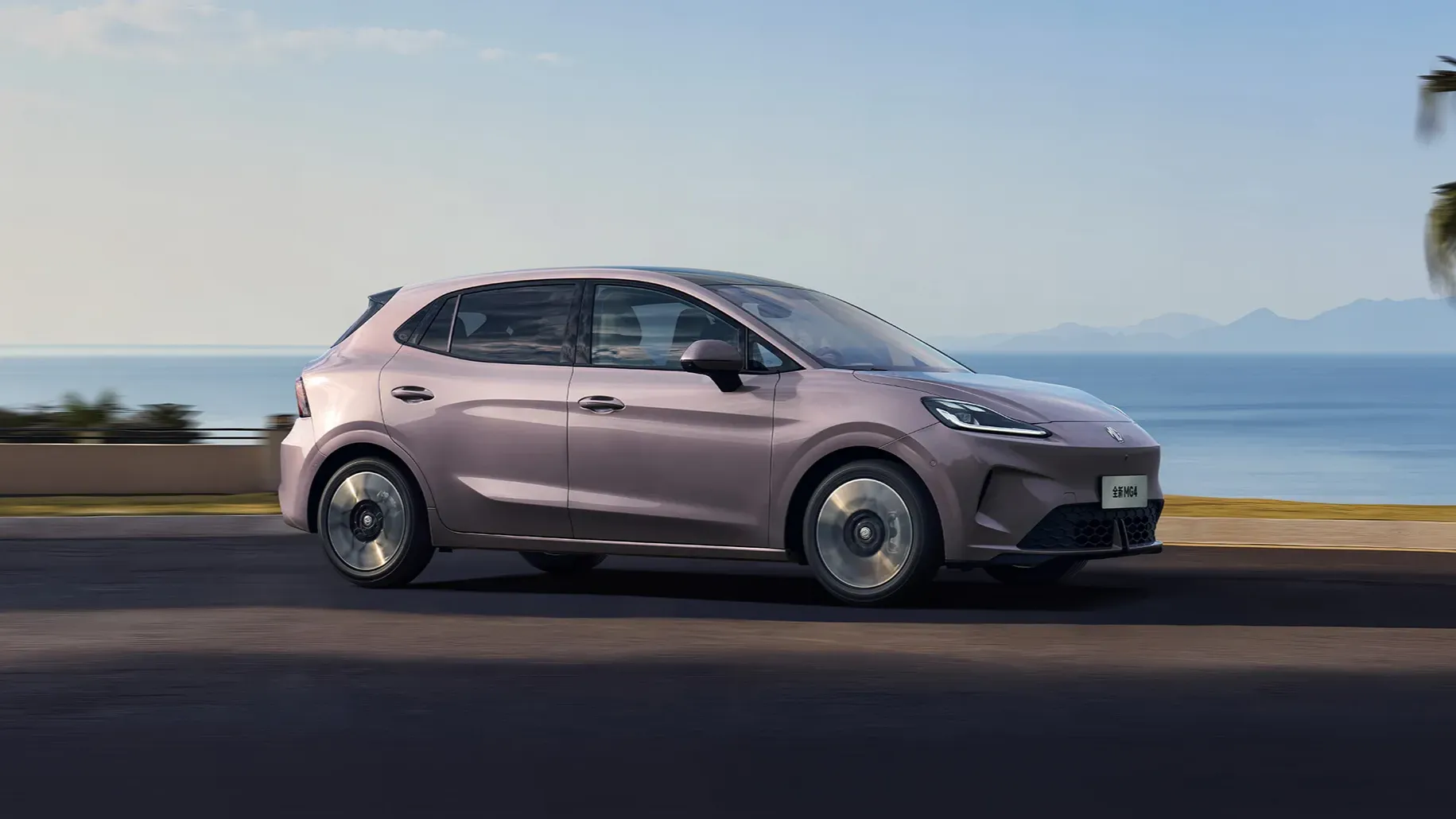 MG4 price drops to under $10,000 at launch in China