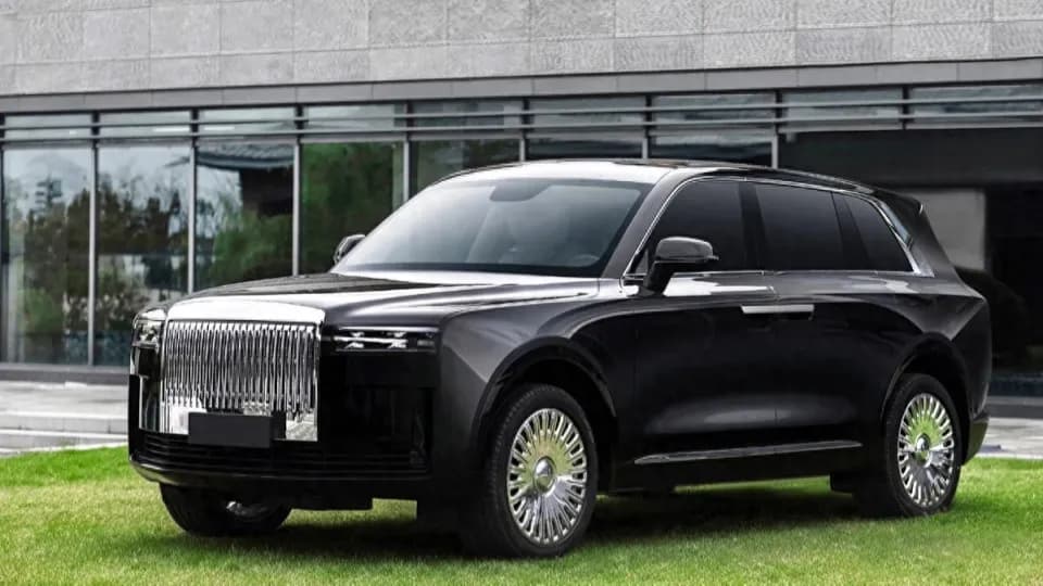 Chinese Dyson launches a Rolls-Royce Cullinan lookalike SUV