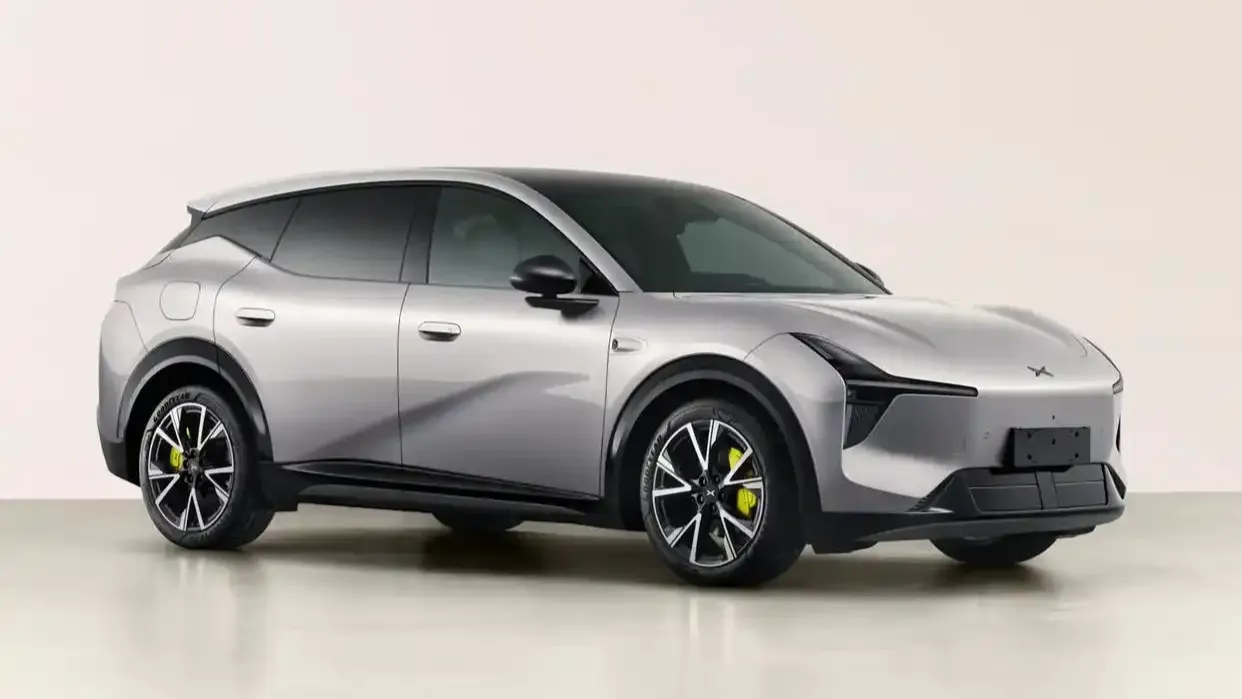 XPeng MONA L05 design revealed in China's regulatory catalog 