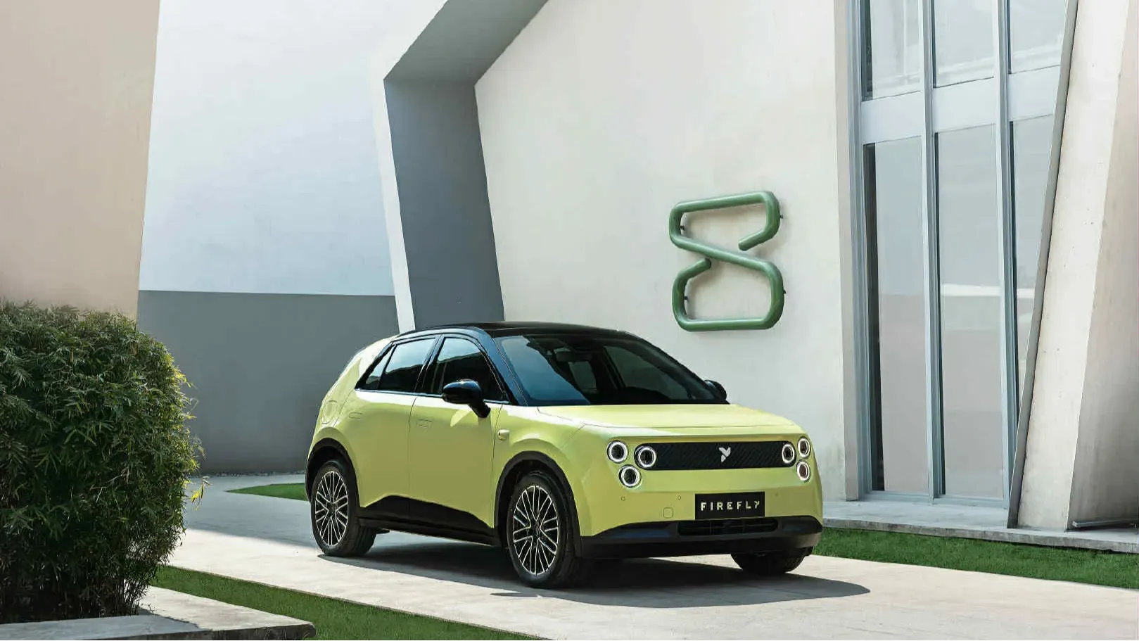 NIO Firefly matches BYD Seagull's price in China with new battery rental plans