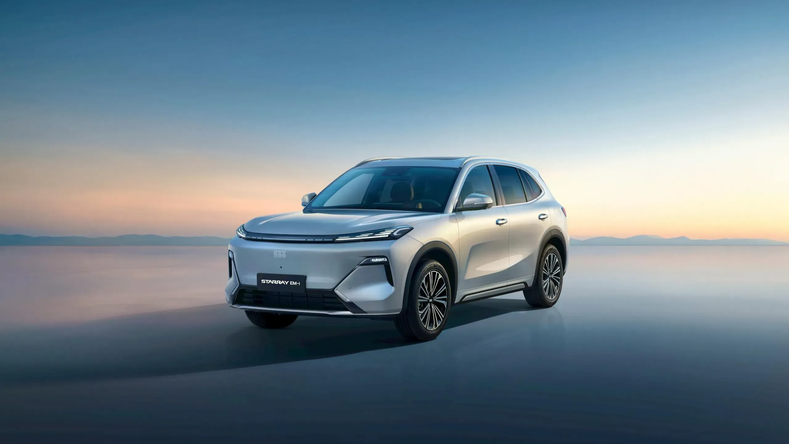 Geely closes in on 1,000 monthly sales in Spain as Starray EM-i surges