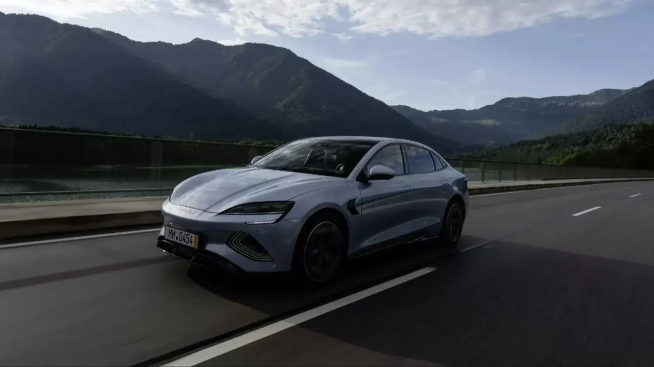 Global NEV share hits 24.1% in 2026 as China supplies 62% of world's NEVs