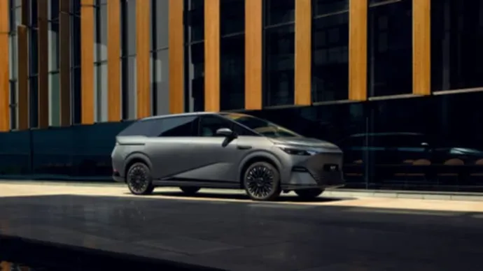 2025 XPeng X9 MPV upgrades to feature redesigned cabin and retuned suspension