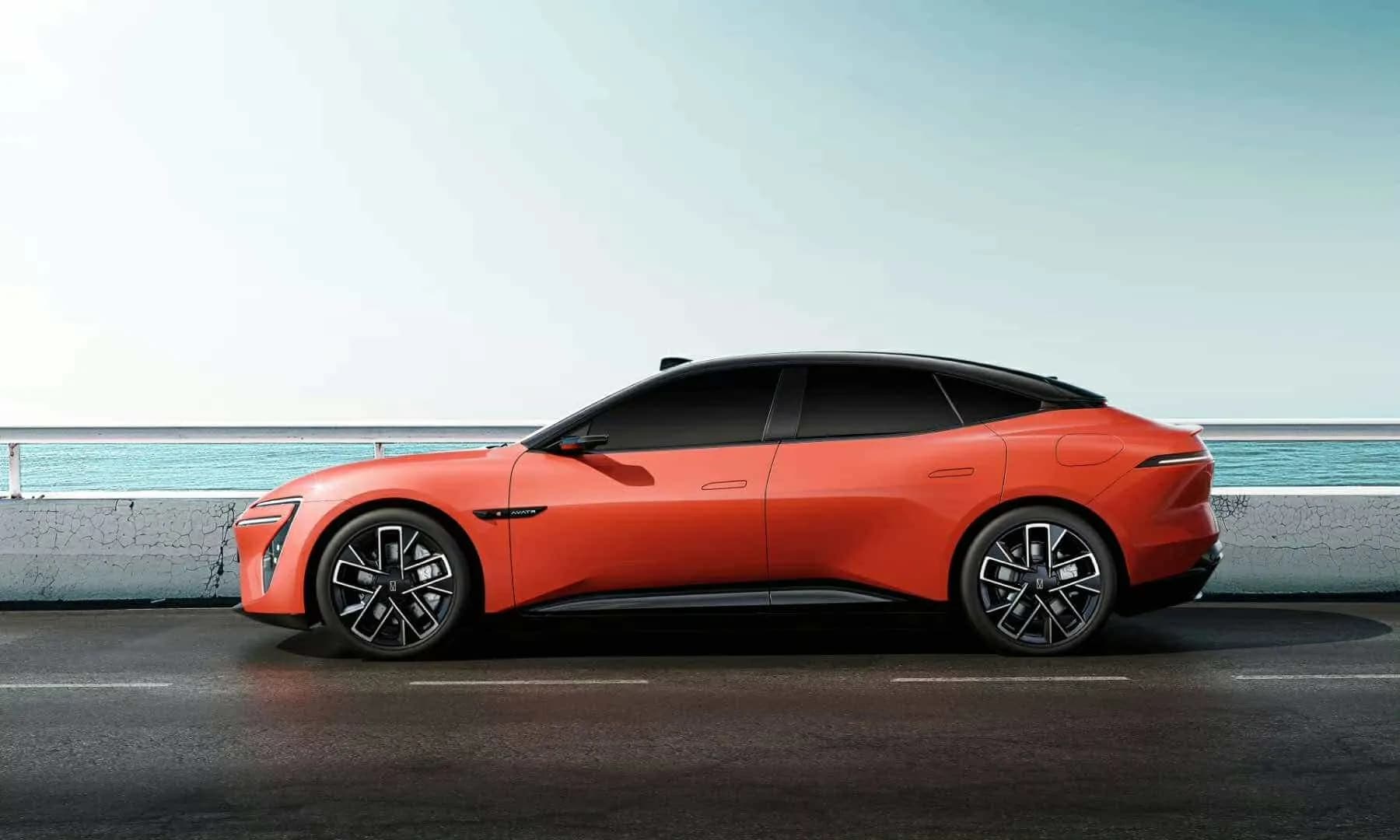 AVATR 06 design reveals familiar avant-garde elements