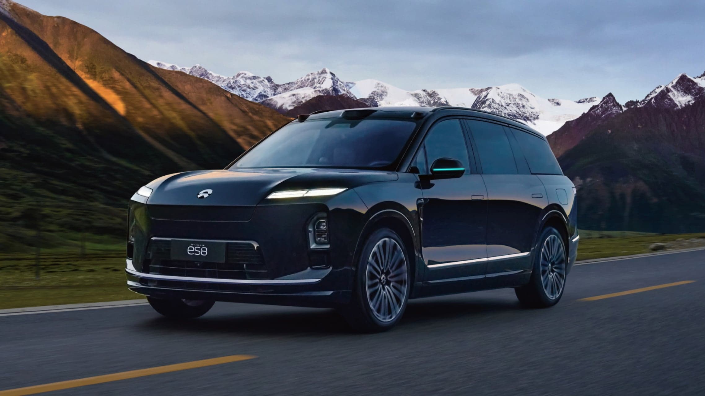 China drafts ban on blue driver-assist lamps below L3, new models from 2028